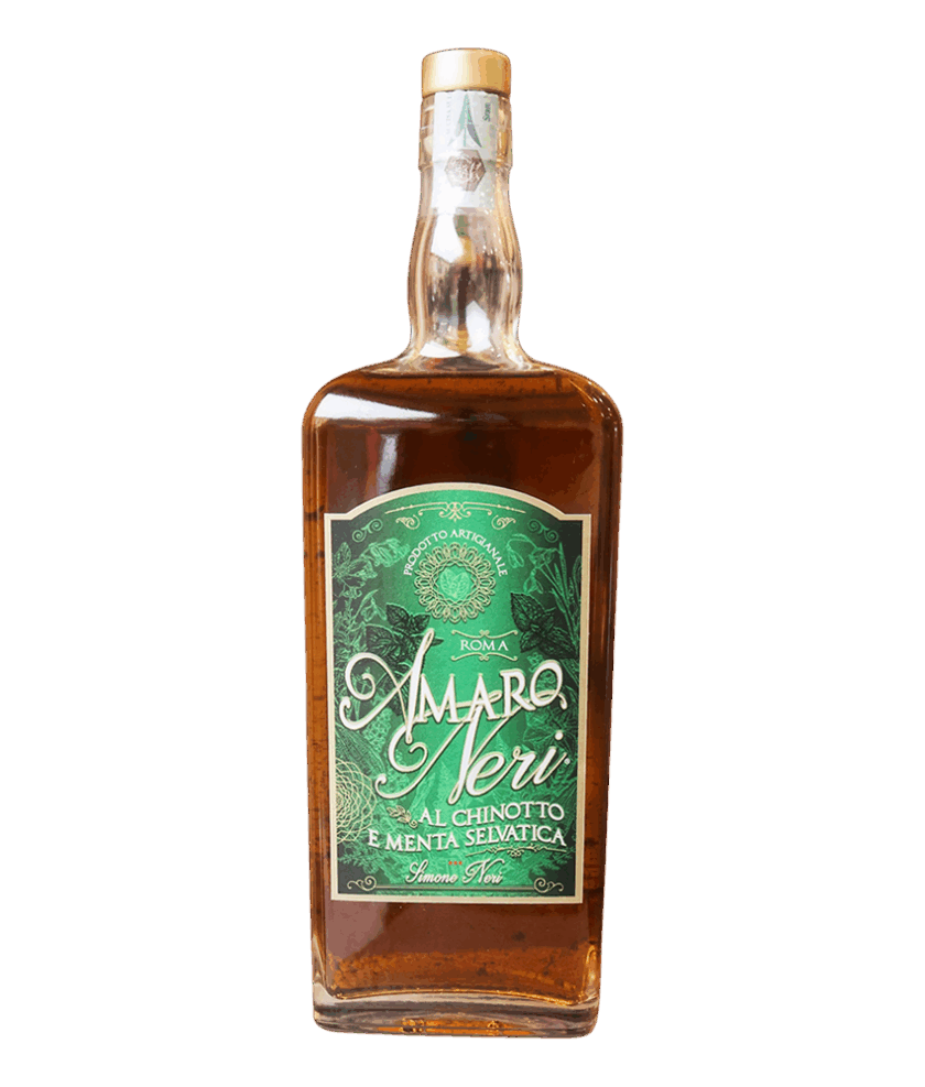 Amaro Neri mit Chinotto und wilder Minze